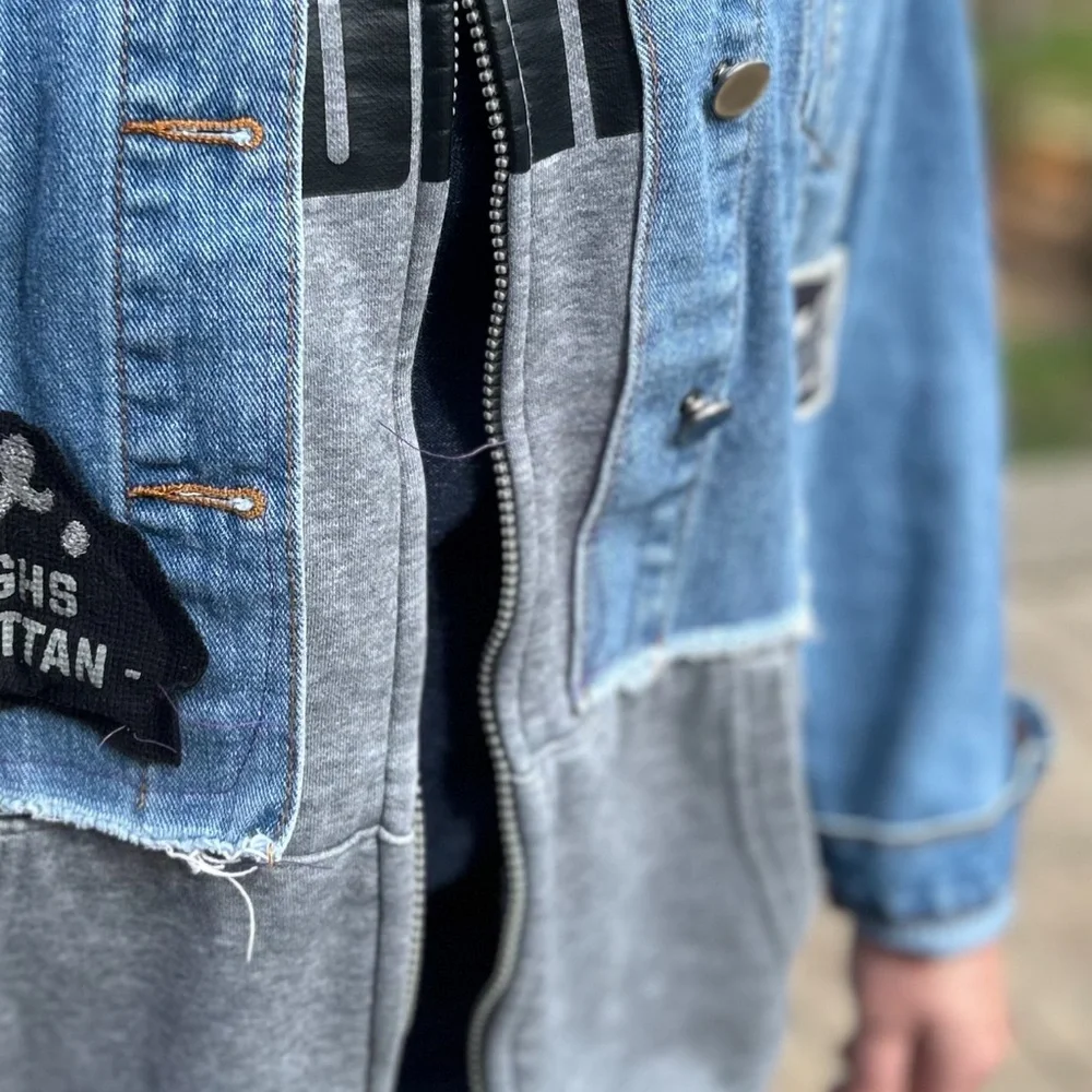 New York Yankees adorned jean jacket w/ vintage flair and attached Puma zip up. - Picture 12 of 16